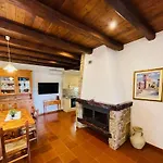 Gospodarstwo wiejskie House Suestellas Teulada